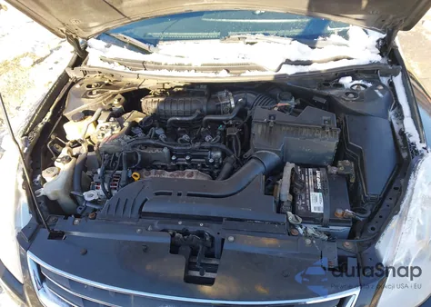 2011 Nissan Altima 2.5 S z USA, uszkodzony, nr VIN 1N4AL2AP7BN404234